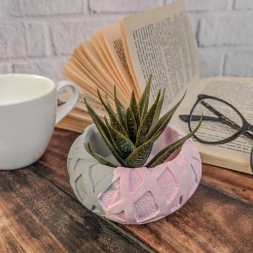 Concrete Ribbon Planter Concrete Ribbon Planter